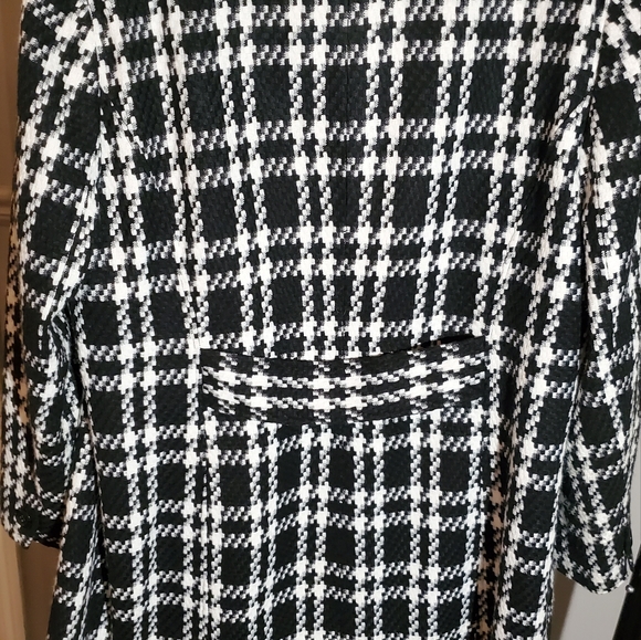 Coat - Picture 2 of 4